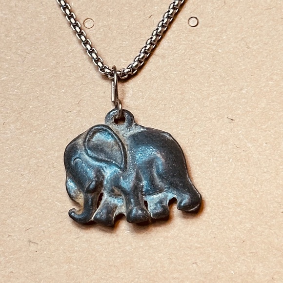 Pewter Elephant Pendant on Silver Tone Chain w/Gold Tone Elephant Lapel Pin Free - Picture 11 of 12